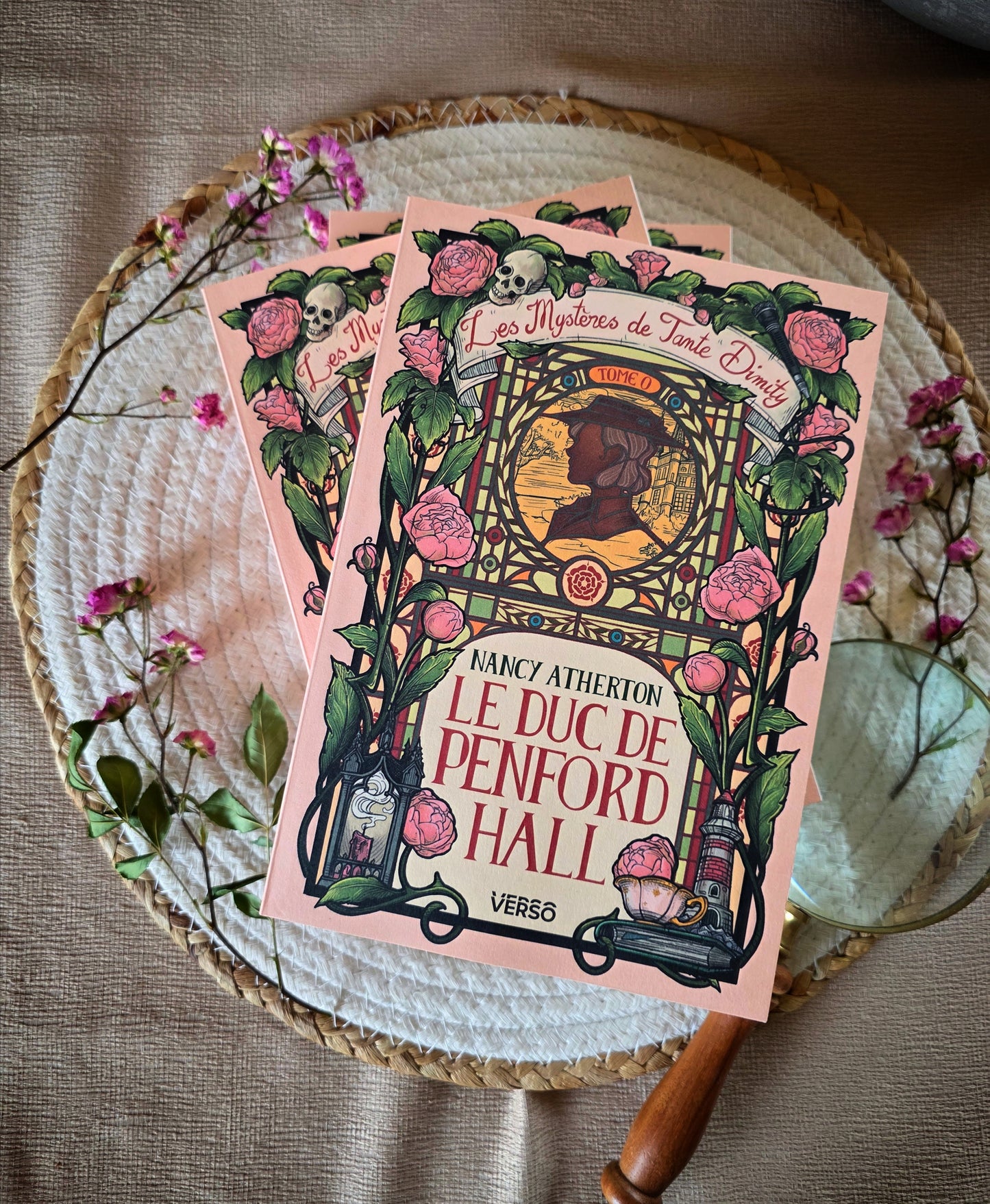Livre seul "Les mystères de Tante Dimity/ Le duc de Penford Hall"(PRÉ-COMMANDE)