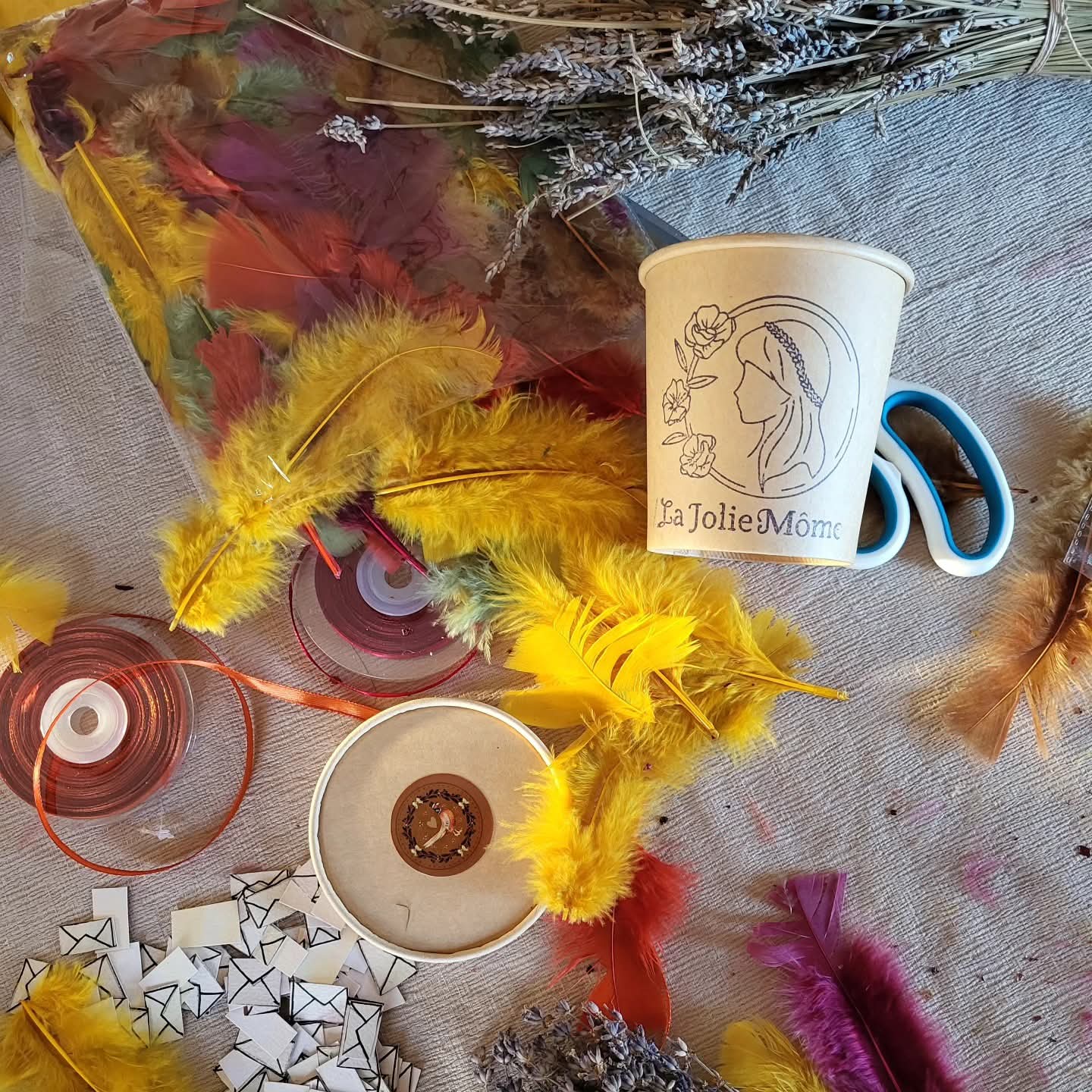 Boule de noël "Brisby et les Chasse-chagrin"