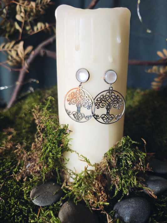 Boucles puces Arbre celte résine nacrée