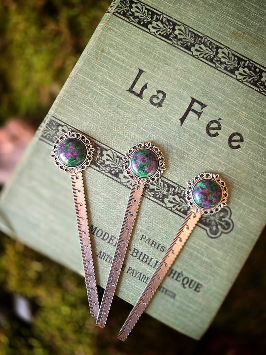 Marque page Zoïsite argenté vintage