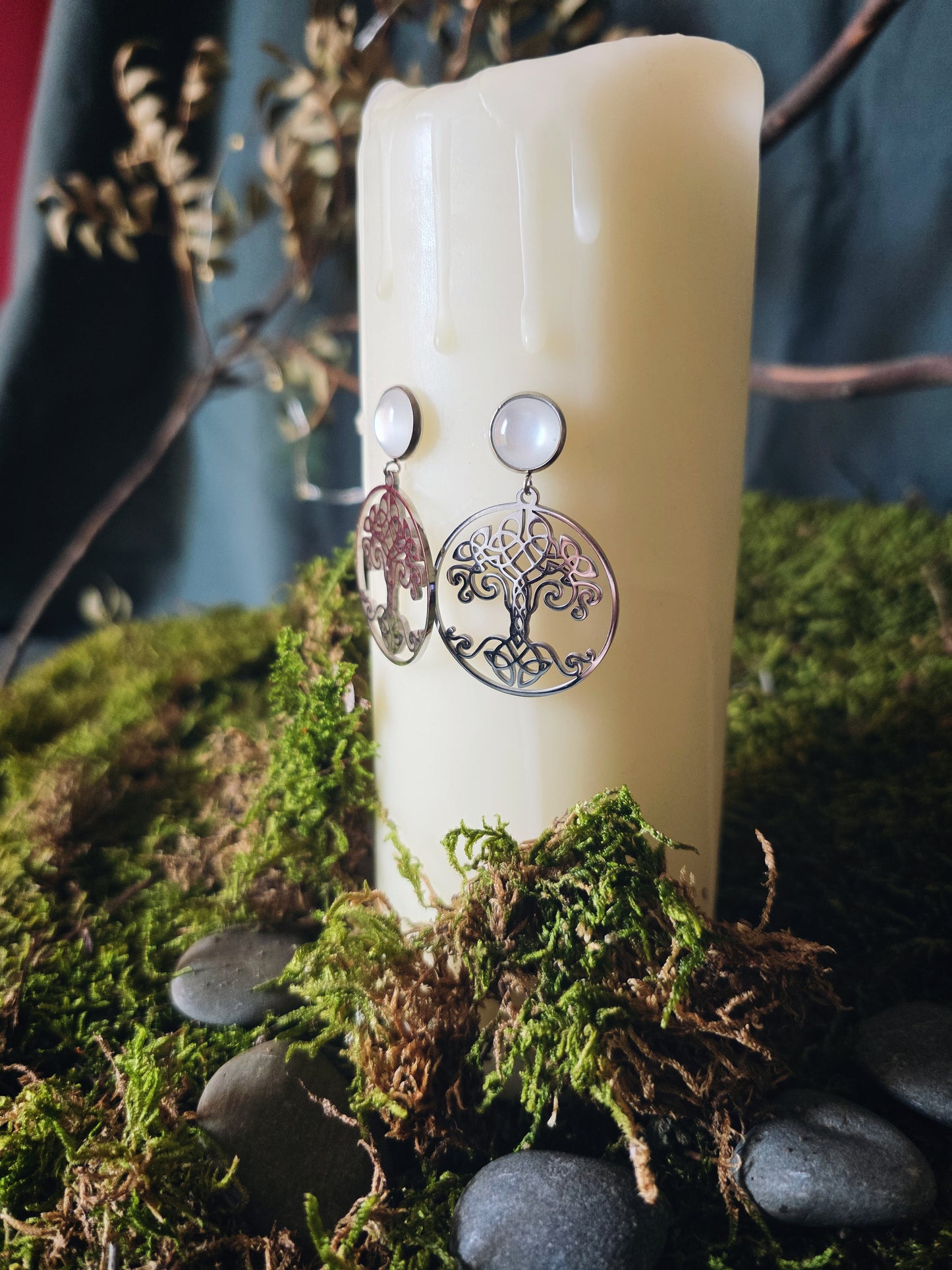 Boucles puces Arbre celte résine nacrée