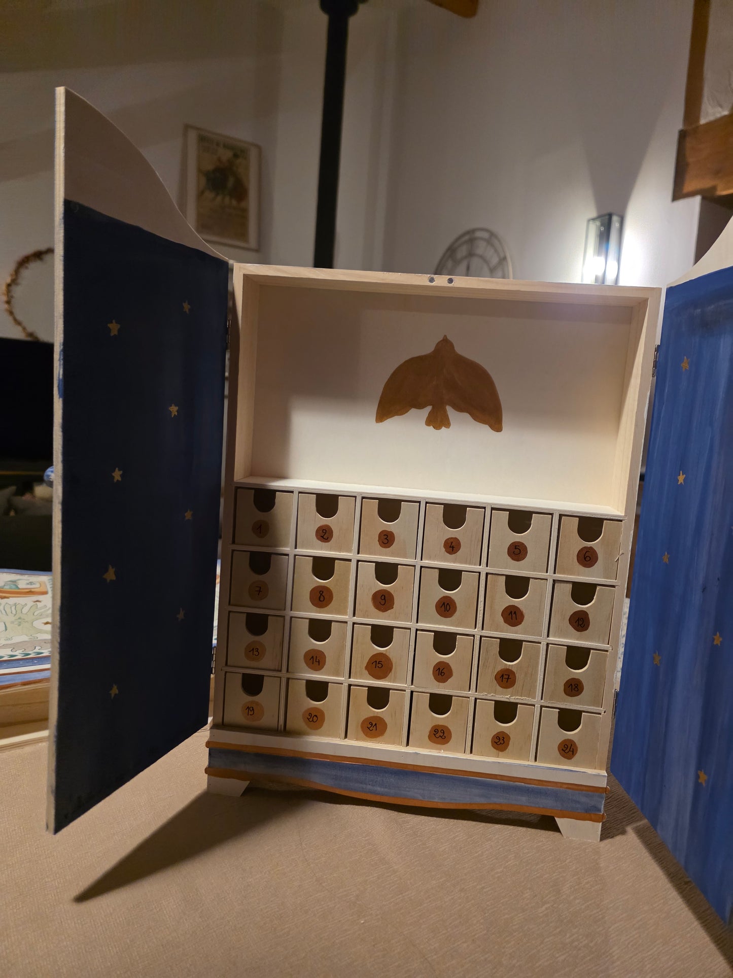 Calendrier de l'avent "Armoire Magique"