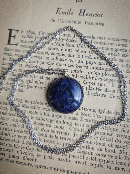 Médaillon sautoir Bleuet en acier inoxydable hypoallergenique