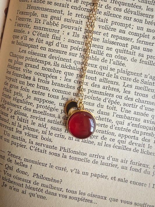 Collier Lune Agate rouge en acier inoxydable doré